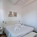 Apartment La Casa Di Fa *